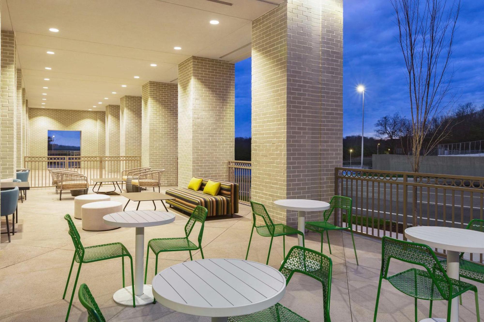 Home2 Suites By Hilton Nashville West End Avenue מראה חיצוני תמונה